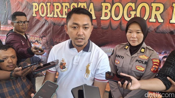 Polisi Terus Diburu, 2 Pria Perusak Pos Keamanan Masjid Agung Kota Bogor Meninggalkan Wacana Kebuntuan