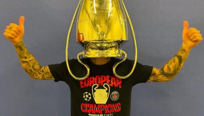 “Hernandez Balik Baju, PSG Tegakkan Takhta Champions”
