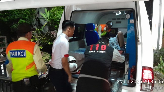 Dari Toilet Stasiun Bogor, 4 Fakta Harrowing tentang Persalinan Lone Woman