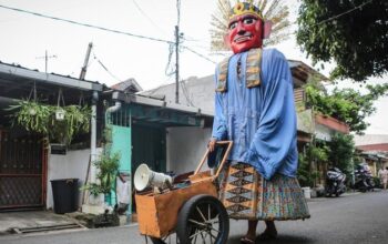 Larang Ngamen, DPRD DKI Bantu Ondel-Ondel Tetap Terhormat