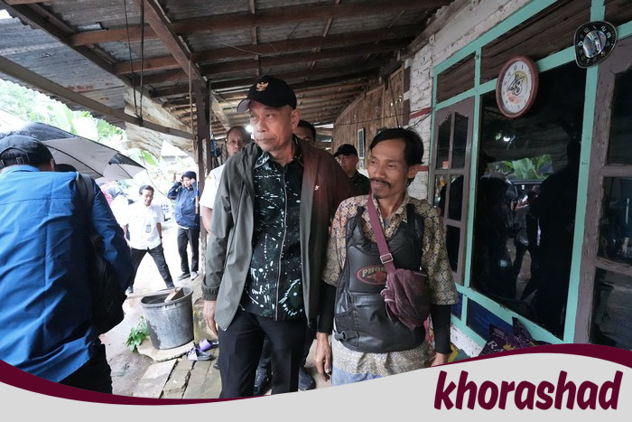 Anak Pencari Rongsok yang Berambisi Menjadi Guru: Perjuangan yang Menggugah Hati!