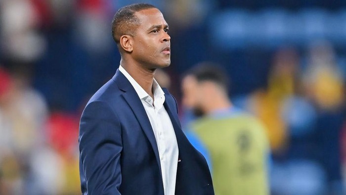 **Ragnar dan Marselino Tidak Hadir, Indonesia Vs China: Kluivert Bertahan dengan Strategi Baru**