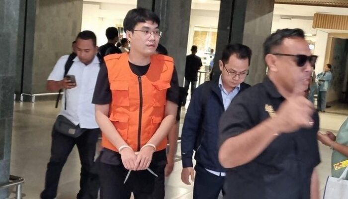 Polisi Tangkap WN China Penyelundup Manusia dari Labuan Bajo ke Australia – Update 2