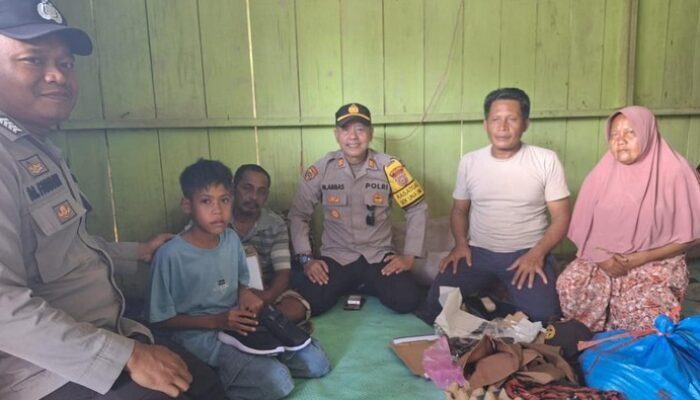 Polisi Jadi Harapan, Bantu Bocah Sulteng Lulus!