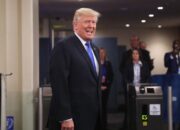 Trump-Ulama Iran: Konfrontasi Api Api