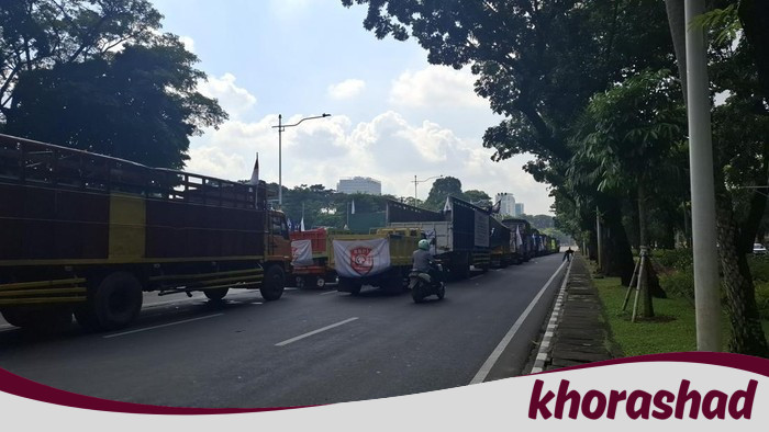 Ratusan Truk Menyumbat Monas, Audiensi Sopir-Kemenhub Tanpa Titik Temu