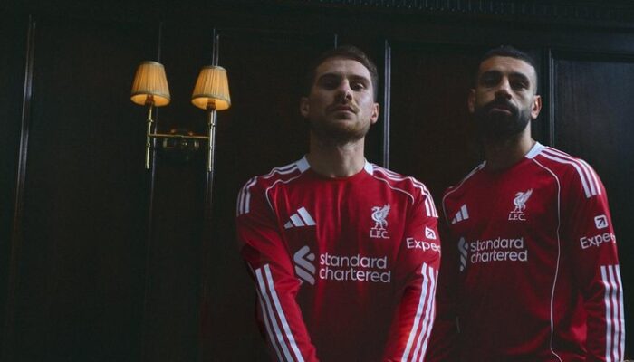 “Gelombang A新的 Energy dari ‘Seragam Perang’ Liverpool Menerjang Tanah Air”