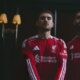 “Gelombang A新的 Energy dari ‘Seragam Perang’ Liverpool Menerjang Tanah Air”