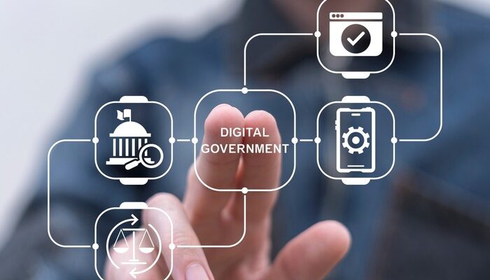 “Dorong Layanan Publik dengan Transformasi Digital: Menuju Kebiasaan Baru yang Lebih Efisien dan Transparan”