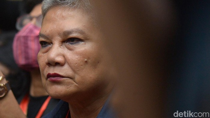 Ribka Beri Petunjuk, Hasto Kembali Menyapu Kebangkitan PDIP!