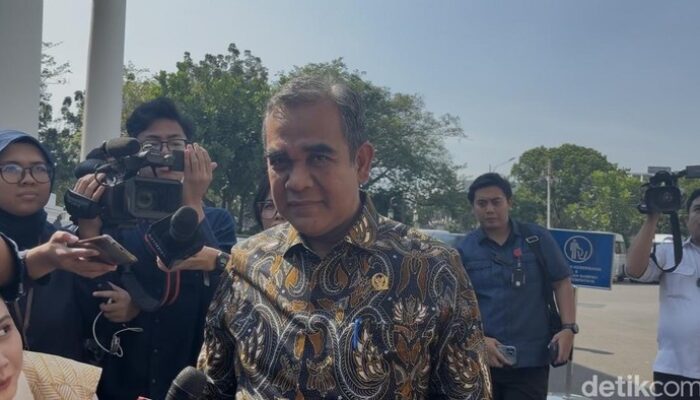 Dukungan PDIP untuk Prabowo: Muzani Bersyukur, Tapi Apa yang Sebenarnya Terjadi di Balik Layar?