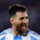 **Wasit Copa Argentina 2007 Tukar Kartu Kuning dengan Jersey Messi**