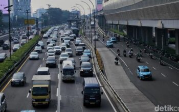 Lalin di Exit Tol Tegal Parang Tersendat, Ini Penyebabnya – Update 1