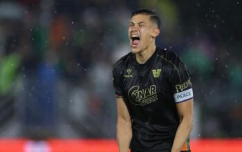 Jay Idzes Bimbang: Tetap di Venezia atau Pindah ke Turin?