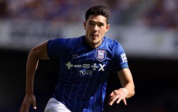 Nomor Skuad Ipswich Town: Elkan Baggott 25, Ed Sheeran 17 – Alternatif 1