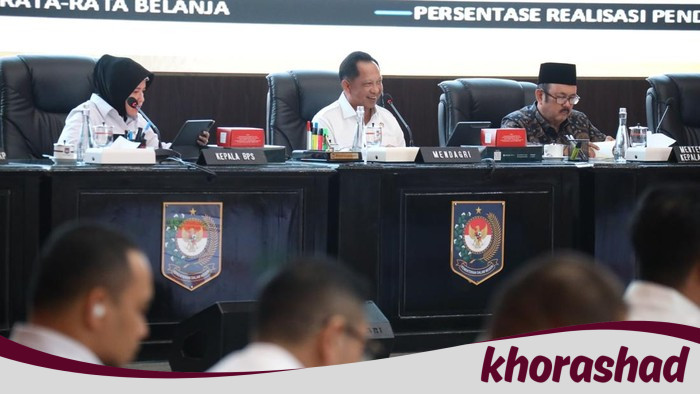 Mendagri Minta 3 Pemda di Papua Ambil Langkah Konkret Tekan Laju Inflasi - Alternatif 1