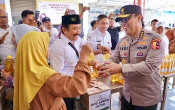 Polri Gelar Pasar Murah: Dukung Masyarakat dalam Menyongsong Tantangan Ekonomi