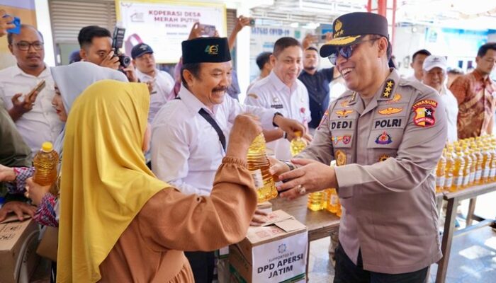 Polri Gelar Pasar Murah: Dukung Masyarakat dalam Menyongsong Tantangan Ekonomi