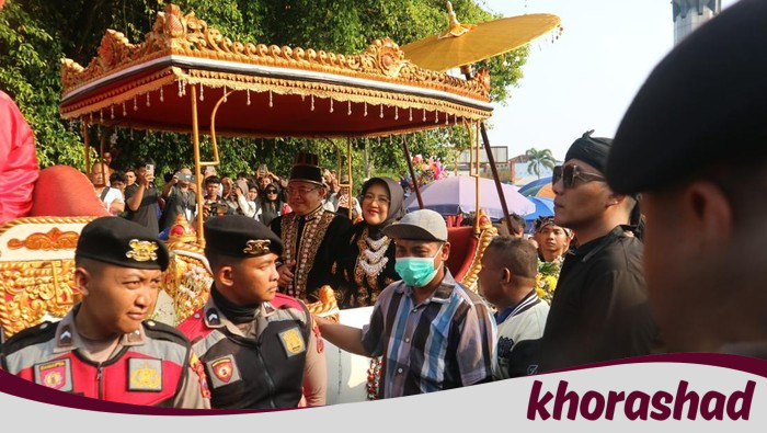 Kirab HUT Pati Berakhir Kacau, Warga Disoraki dan Ini Reaksi Bupati Sudewo