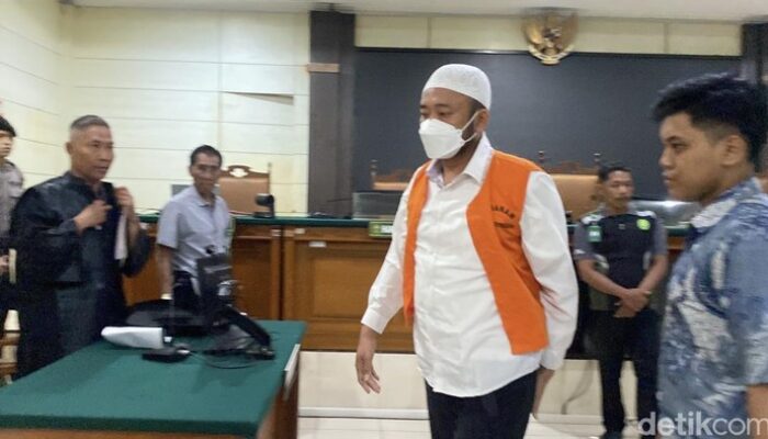 Robig Zaenudin, Penembak Gamma, Terima Hukuman 15 Tahun Penjara: Kejutan atau Kebijakan?