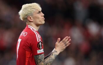 “MU vs Chelsea: Siapa yang Akan Menang dalam Perburuan Alejandro Garnacho?”