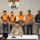 KPK Terkuak: Aliran Duit Korupsi Bupati Koltim Abdul Azis ke Partai成真