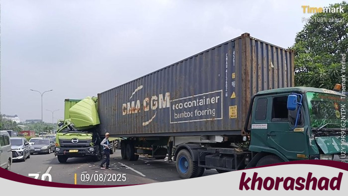 Tragedi Tol JORR: Tabrakan Truk Trailer vs Mobil Boks, 1 Orang Terluka!