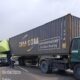 **Truk Trailer dan Mobil Boks Tabrakan di Tol JORR, Pengemudi Luka Ringan**