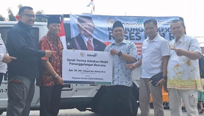 `) untuk mendapatkan judul yang bersih.