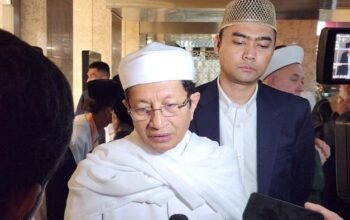 Menag Respons Laporan Dugaan Korupsi Pemotongan Porsi Makanan Haji ke KPK: Skandal yang Guncangkan Iman!