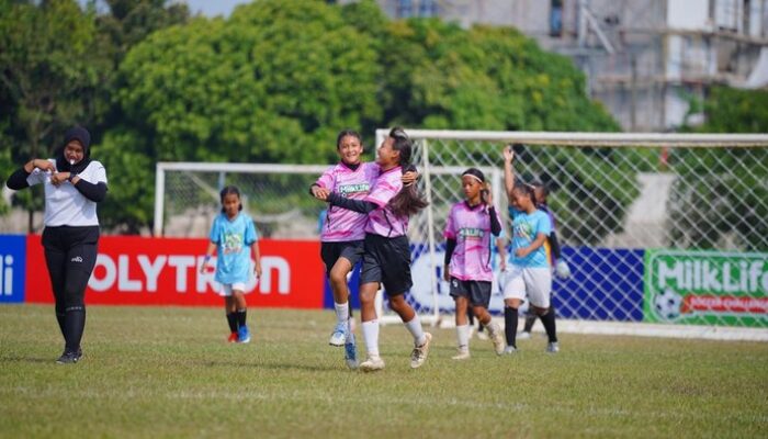 “Coach Timo: Sepakbola Putri Indonesia, Dari Mimpi ke Realita Berkat Ekosistem yang Matang”