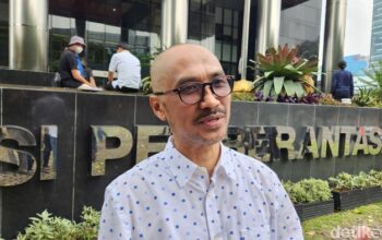 Terungkap! Pihak Roy Suryo Akan Pengecekan Abraham Samad atas Ijazah Jokowi