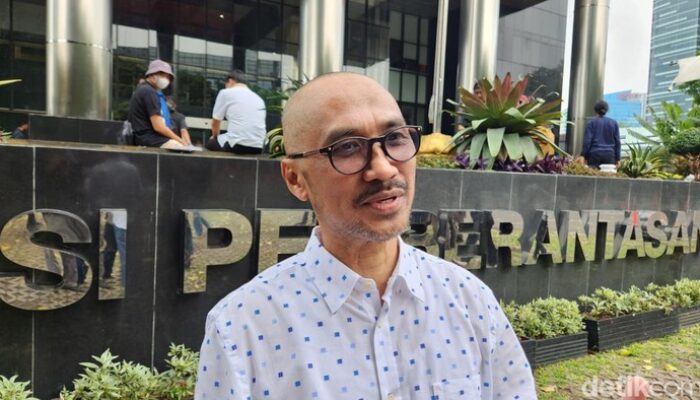 Terungkap! Pihak Roy Suryo Akan Pengecekan Abraham Samad atas Ijazah Jokowi