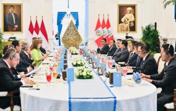 Prabowo Serbu Istana, Tampilkan Kebudayaan dengan Scallop Lodeh-Gulai Kakap untuk Presiden Peru