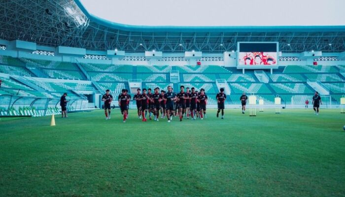 “Daftar Peserta Piala Kemerdekaan 2025: Siapa yang akan Menjadi Lawan Teguh Timnas Indonesia U-17 di Arena Perjuangan?”