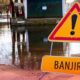 Banjir Jakarta: 1 RT dan 3 Ruas Jalan Tetap Tergenang, Warga Perangi Air!