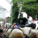 Geger, Bupati Pati Bercita-Cita di Depan Massa, Namun Diterpa Pengepungan Botol!