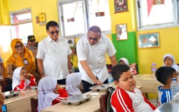 Andre Rosiade Tinjau MBG di Padang, Dorong Akselerasi di Seluruh Sumbar – Update 2