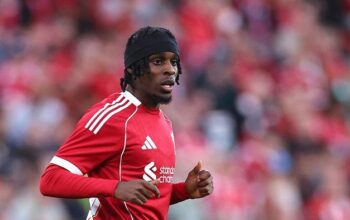 “Rooney: Frimpong Rekrutan Paling Penting Musim Panas Ini, Solusi Nyata untuk skuad Ini!”