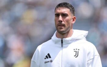 “Sesko dan Gyokeres Pergi, Newcastle United Gandeng Vlahovic – Strategi Jitu untuk Juara Liga!”