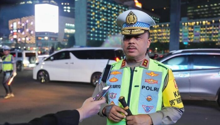 Kakorlantas Tambah Intensitas Patroli, Polantas Bawakan Senyum di HUT RI ke-80