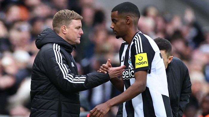 Howe: Konflik Isak-Newcastle Ancam Musim Premier League!