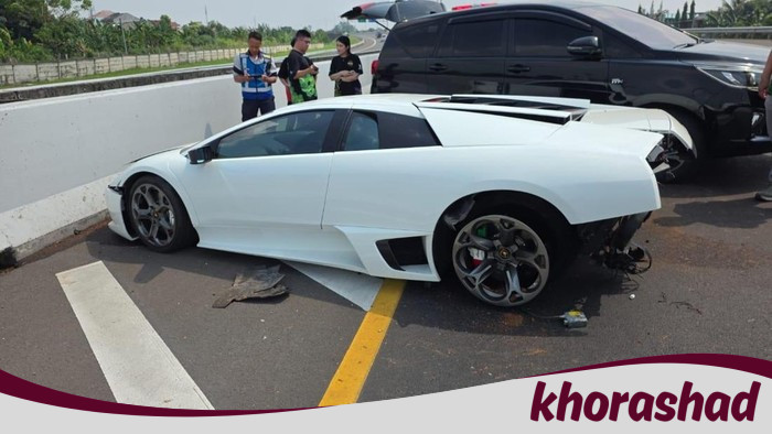 [**Lamborghini Kecelakaan Hingga Remuk di Tol Kunciran, tragedi yang mengejutkan!**]