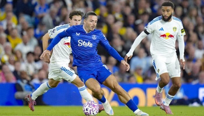[Leeds United vs Everton: Grealish Debut, Toffees Kandas di Pekan Pertama]