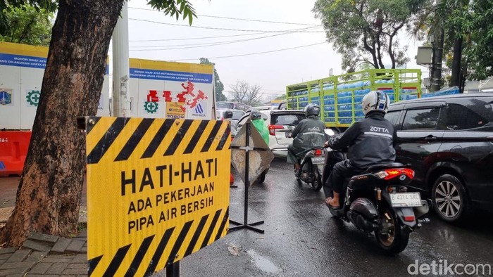 Proyek Galian di Lebak Bulus Picu Macet, Jadi Wajib Tahu Sampai Desember!