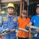 Ular Raksasa 2 Meter Tiba di Kamar Mandi, Warga Bogor Segera Hubungi Damkar!