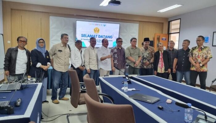 “KJA Budidaya Lobster di Pangandaran Diterima Baik, Tim Unpad: Potensi Wisata dan Perekonomian Berkembang”