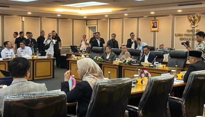 Wamenkum Ungkap Permenkum 27: LMK Wajib Unggah Data Pencipta Lagu, Revolusi Industri Kreatif?