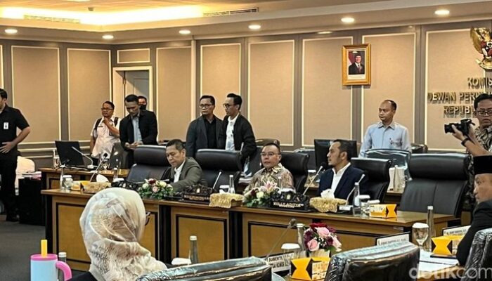 “Dasco Ajak Piyu dan Ariel cs Jadi Perumus RUU Hak Cipta, Apa yang Dipertaruhkan?”