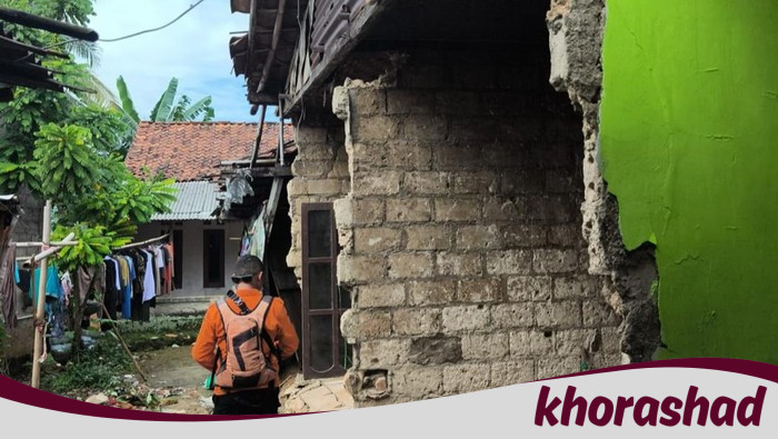 1 Rumah Warga di Bogor Rusak Berat Akibat Gempa Bekasi - Alternatif 2